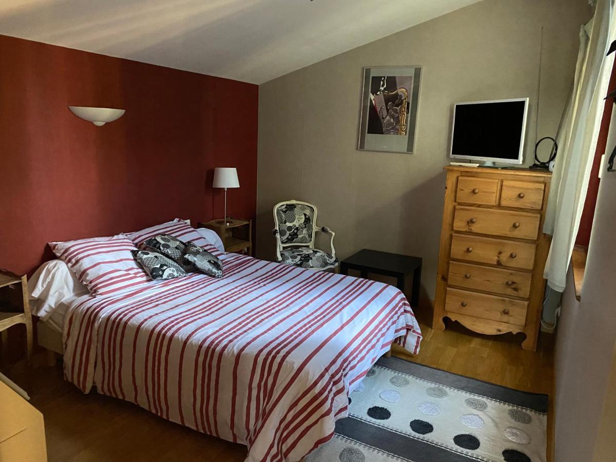 Apartamento Chez Marie Sérignan-du-Comtat Exterior foto